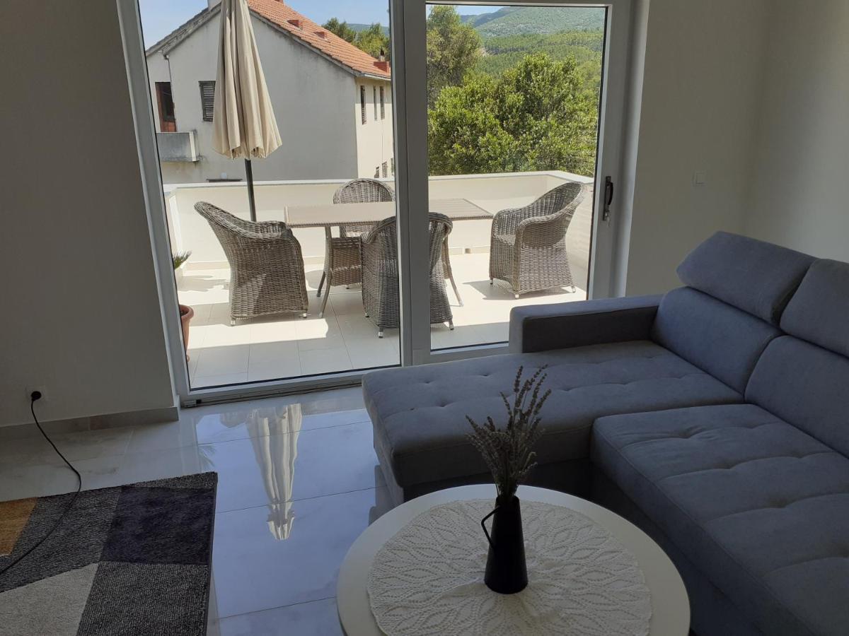 Apartmani Miletic Jelsa  Exterior photo
