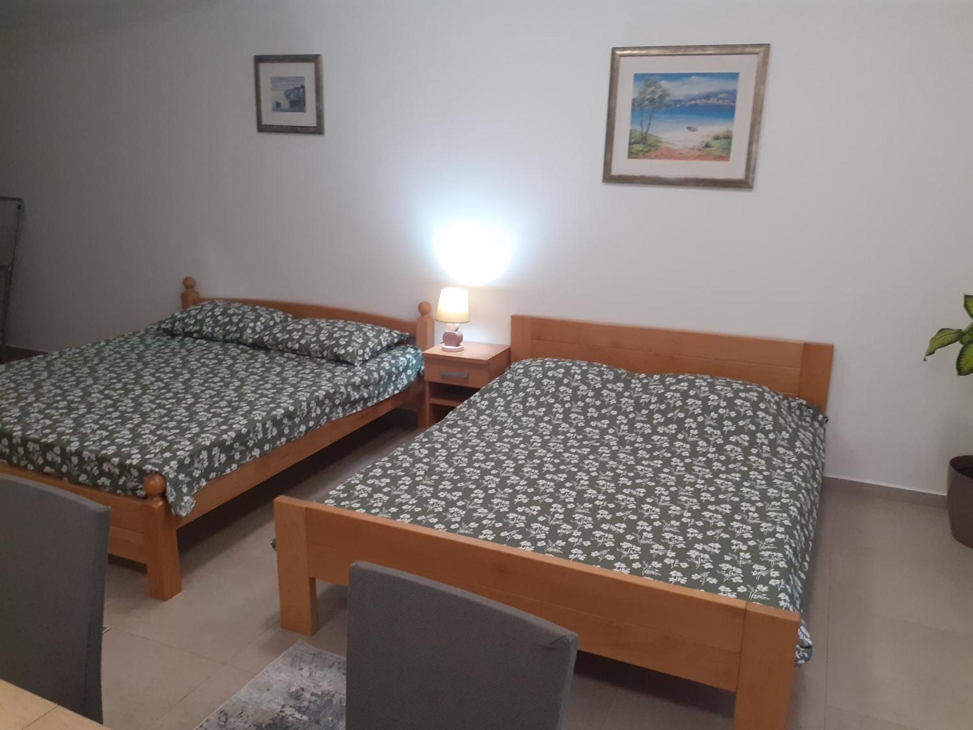 Apartmani Miletic Jelsa  Exterior photo