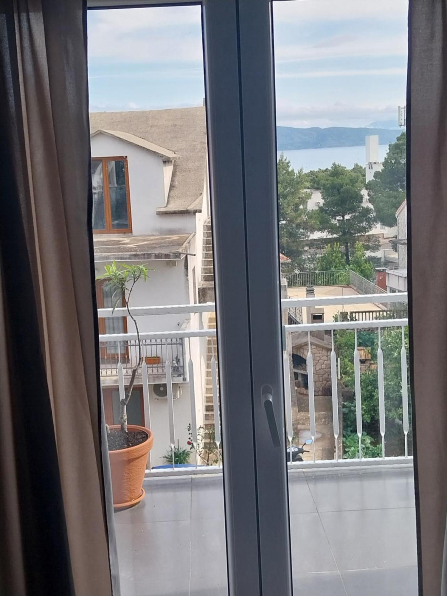 Apartmani Miletic Jelsa  Exterior photo